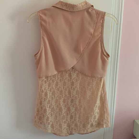 Dusty Rose sleeveless blouse - Picture 3 of 3